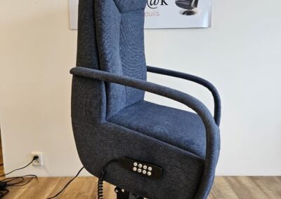 Sta fauteuil van Prominent.