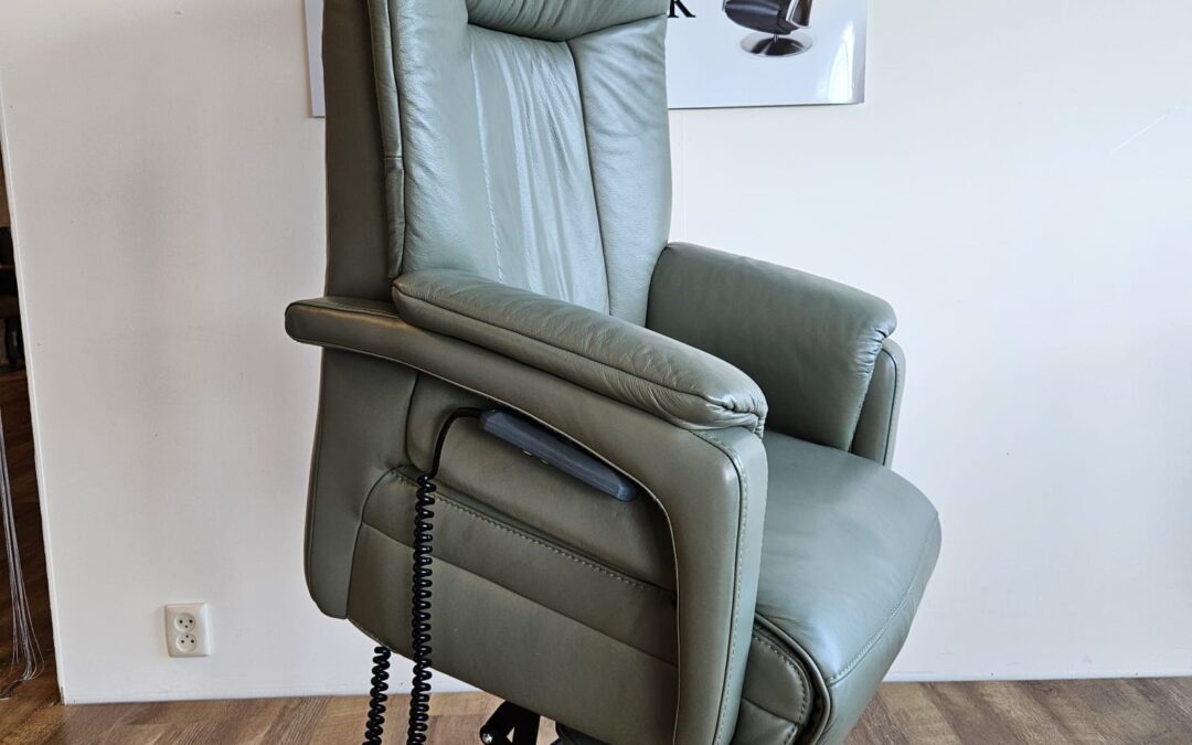 Sta op fauteuil van Prominent.