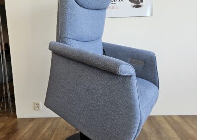 Sta op fauteuil van Prominent.