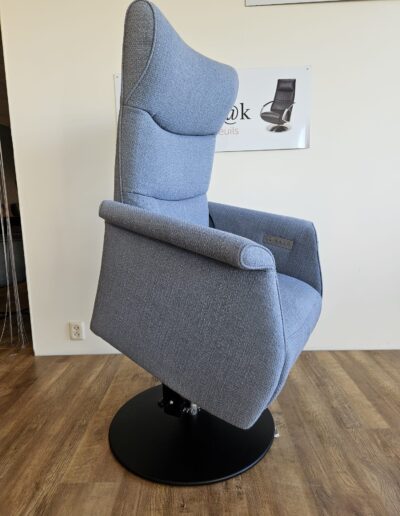 Sta op fauteuil van Prominent.