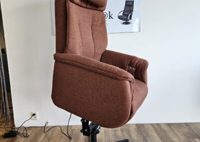 Sta op fauteuil van Prominent.